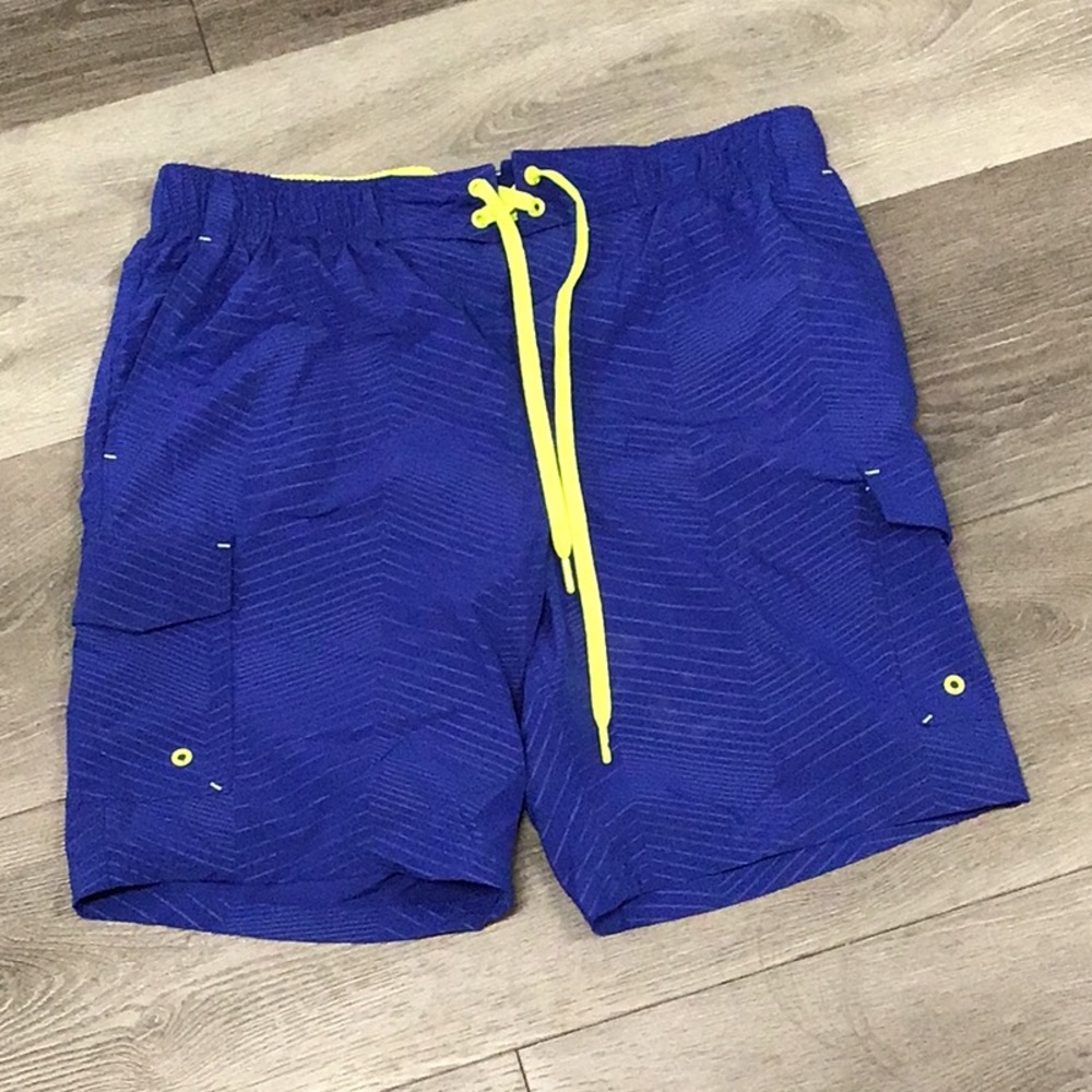 Men’s Athletic Shorts Large